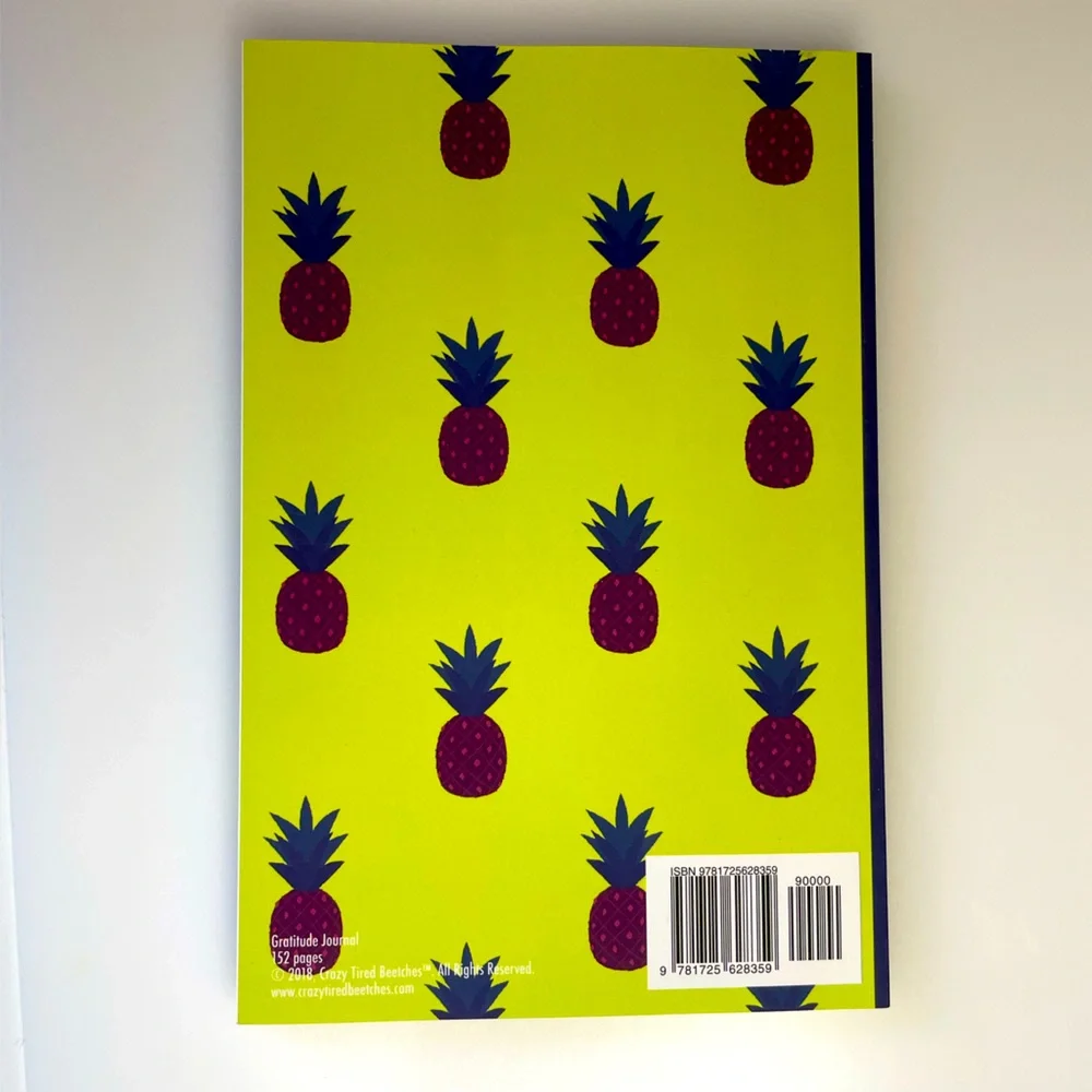 ⭐️ 5/$25 Funny paperback gratitude journal